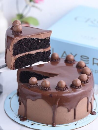 Malteser Cake