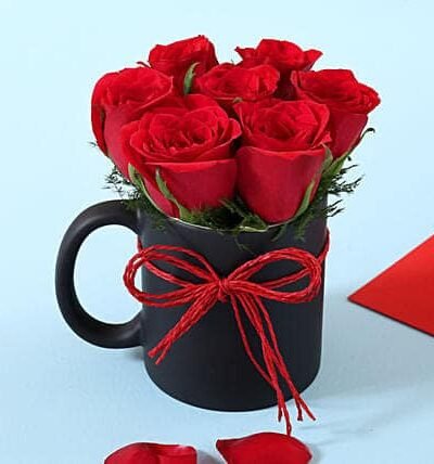 RED ROSES WITH BLACK MUG